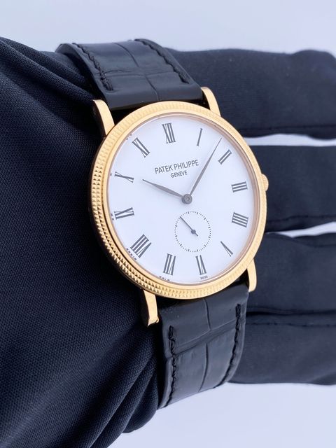 Patek Philippe Calatrava 5119R-001 Image 4